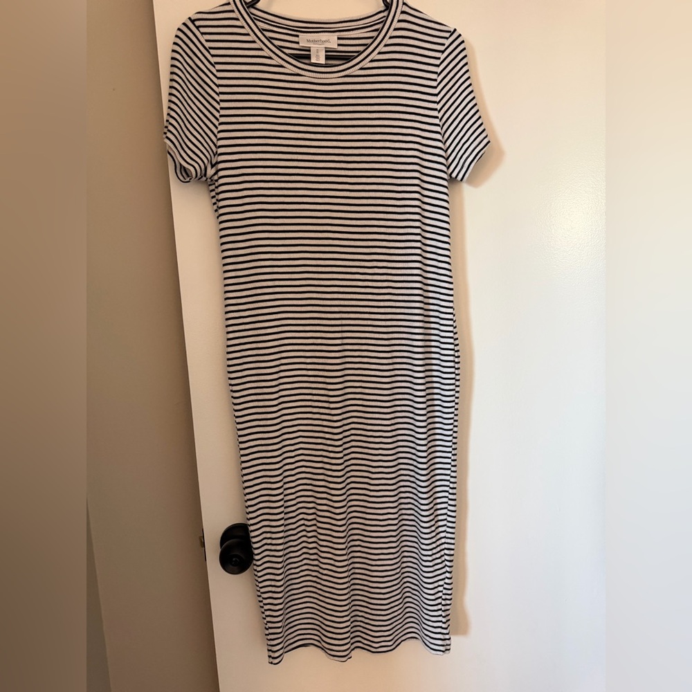 Motherhood Black and White Striped Short-Sleeve Maternity Dress